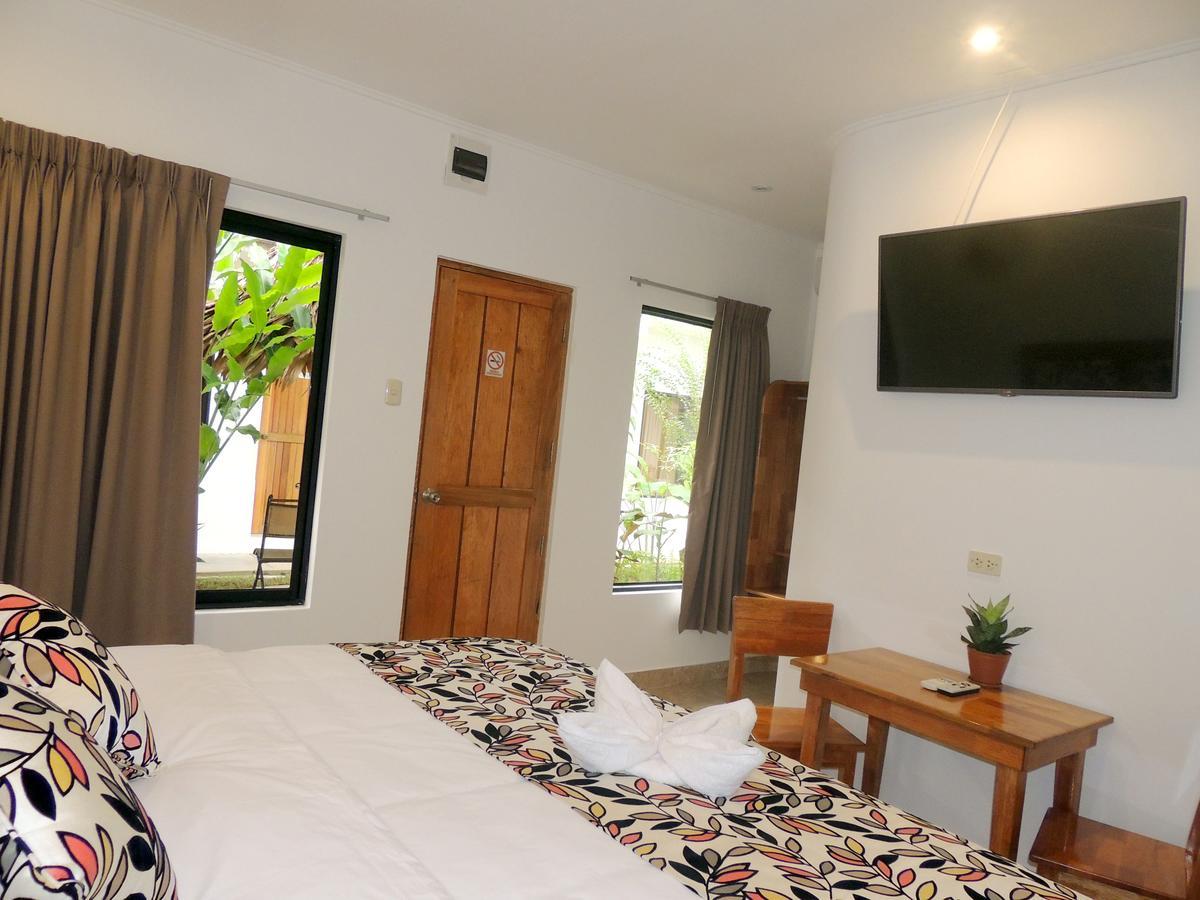 Hotel Jungle House Икитос Экстерьер фото