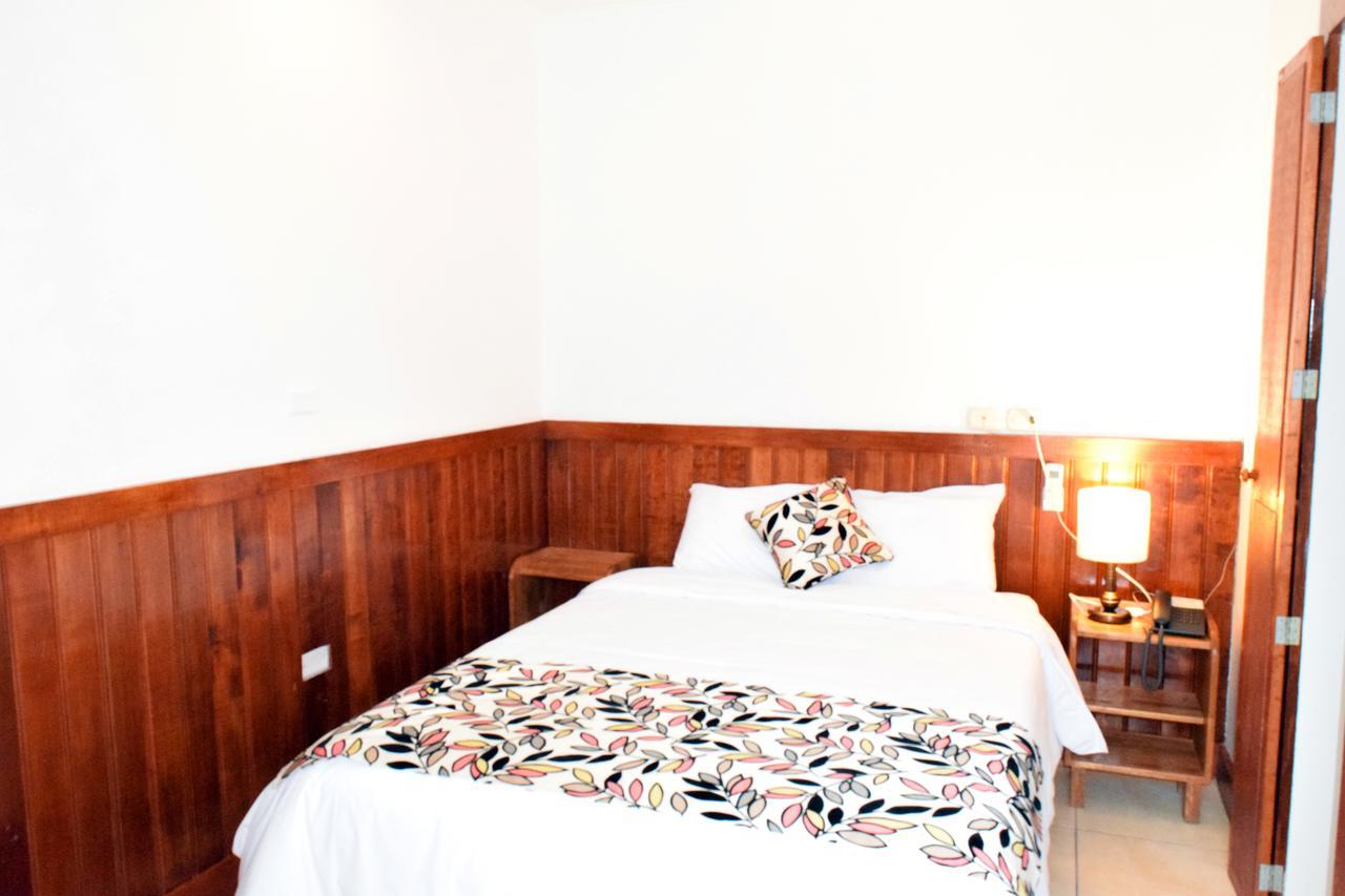 Hotel Jungle House Икитос Экстерьер фото