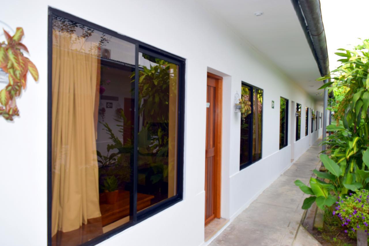 Hotel Jungle House Икитос Экстерьер фото